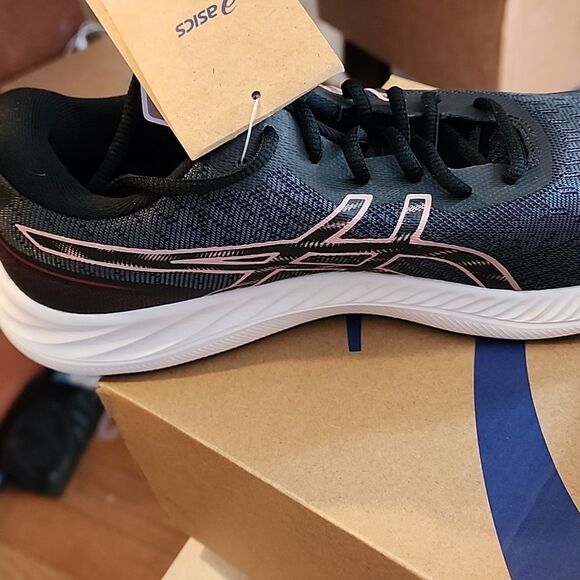 Women's Gel Excite 9 size 11 NWT - Picture 6 of 9